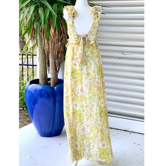Aakaa Long Floral Dress with Dramatic Ruffle and Bow Back Maxi Length Size Small - Picture 9 of 16